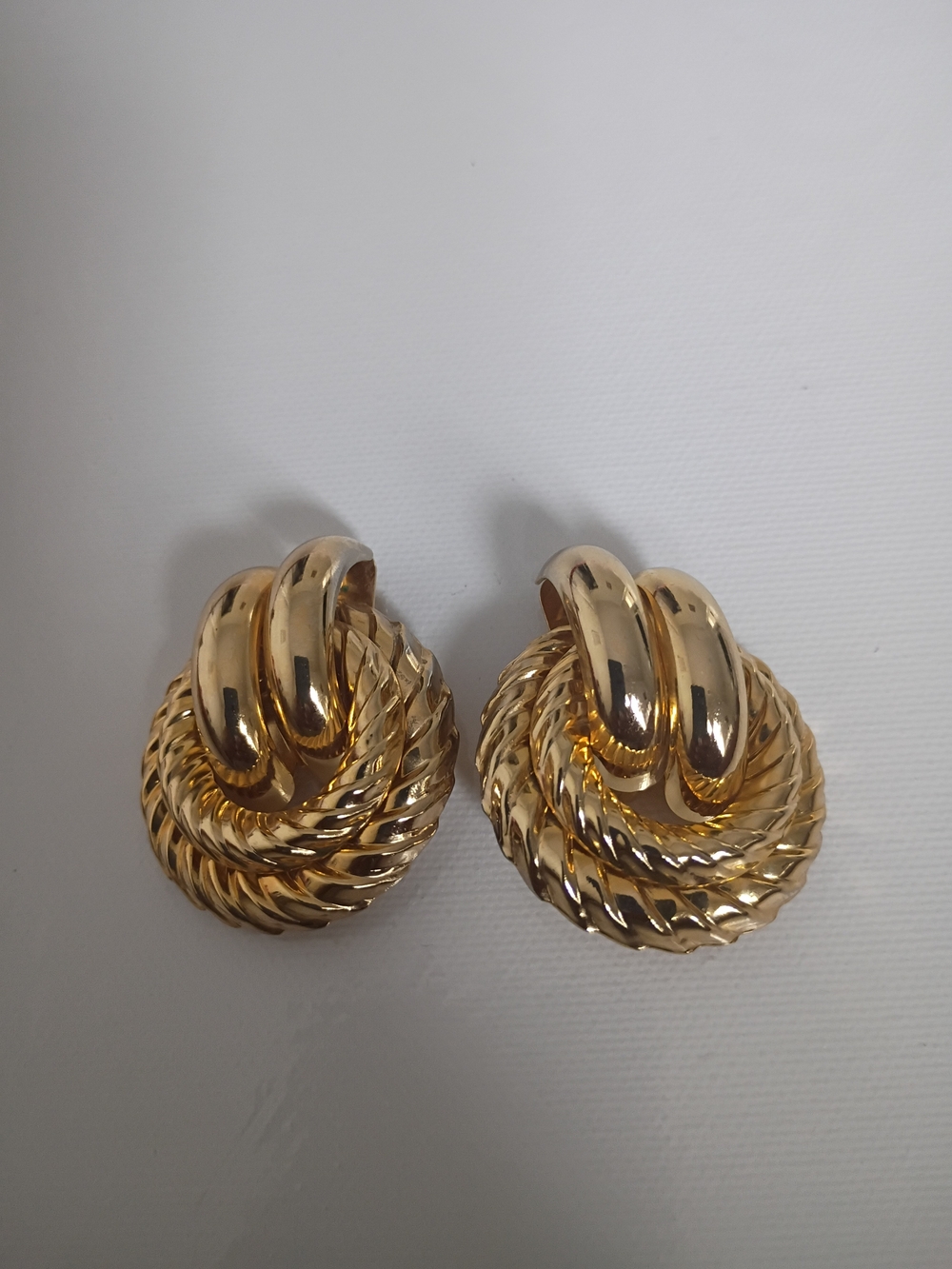 Vintage Chunky Goldtone Twisted Rope Clip-On Earrings